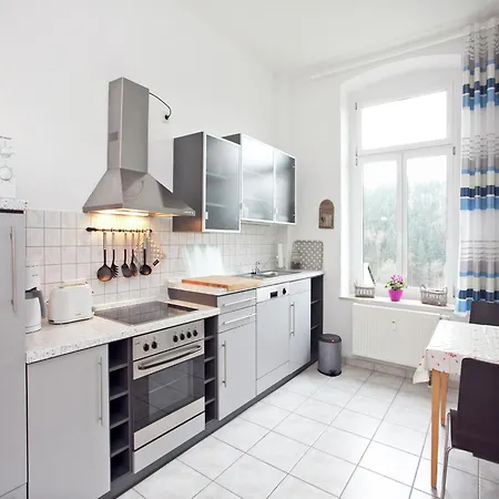 فيلة Moderne In Borstendorf Mit Park, Cleaning Included *
